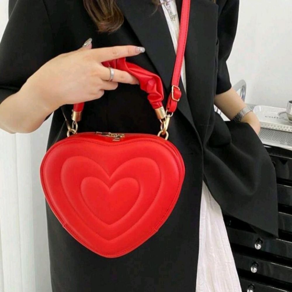 Red Heart Shaped Crossbody Bag, Y2K Novelty Shoulder Bag, Purse, Tote - Picture 4 of 12